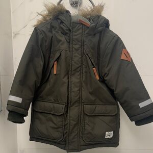 H&M Dark Green and Cream Fleece Water Repellant Parka